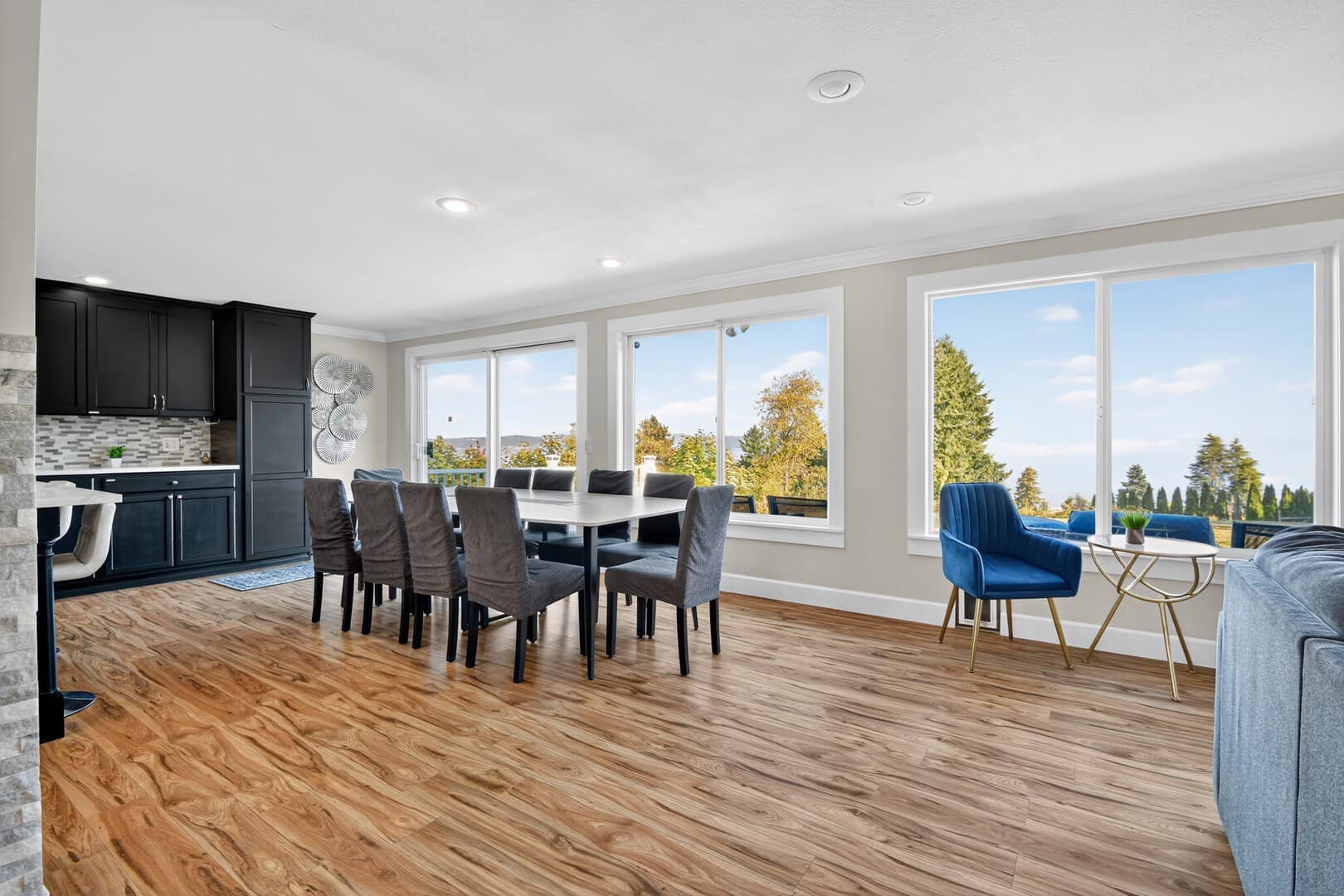 Ocean View Retreat | 5BR Home in Prime Federal Way — photo 2